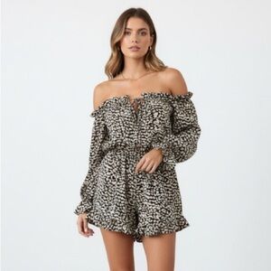 Runaway The Label leopard animal print off-the-shoulder romper - 4 (Small) NWOT